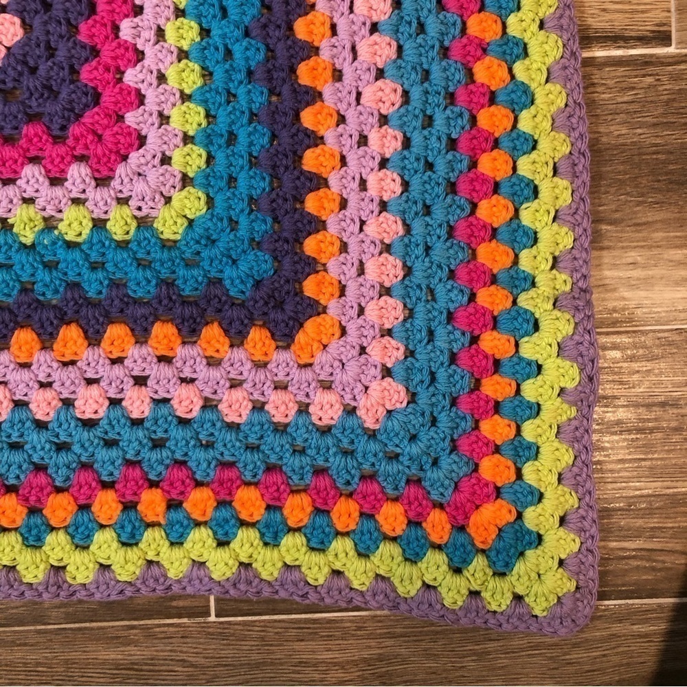 Vintage Handmade Multicolor Granny Square Blanket Crochet - Picture 4 of 7